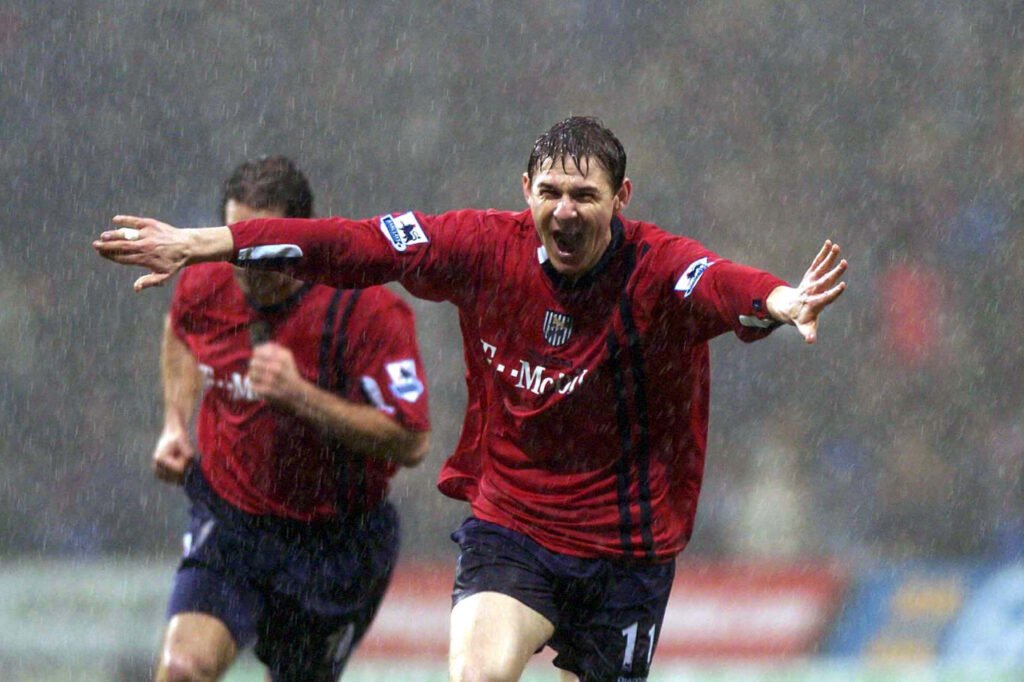 Zoltan Gera célèbre un but avec West Bromwich Albion