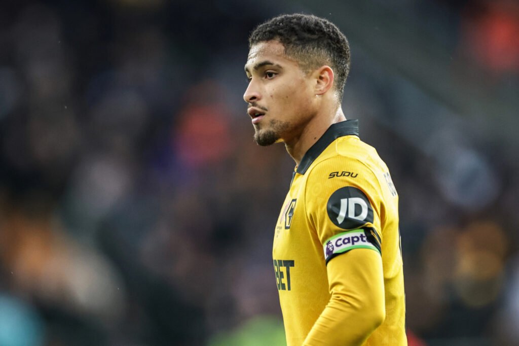 Joao Gomes Wolverhampton capitaine