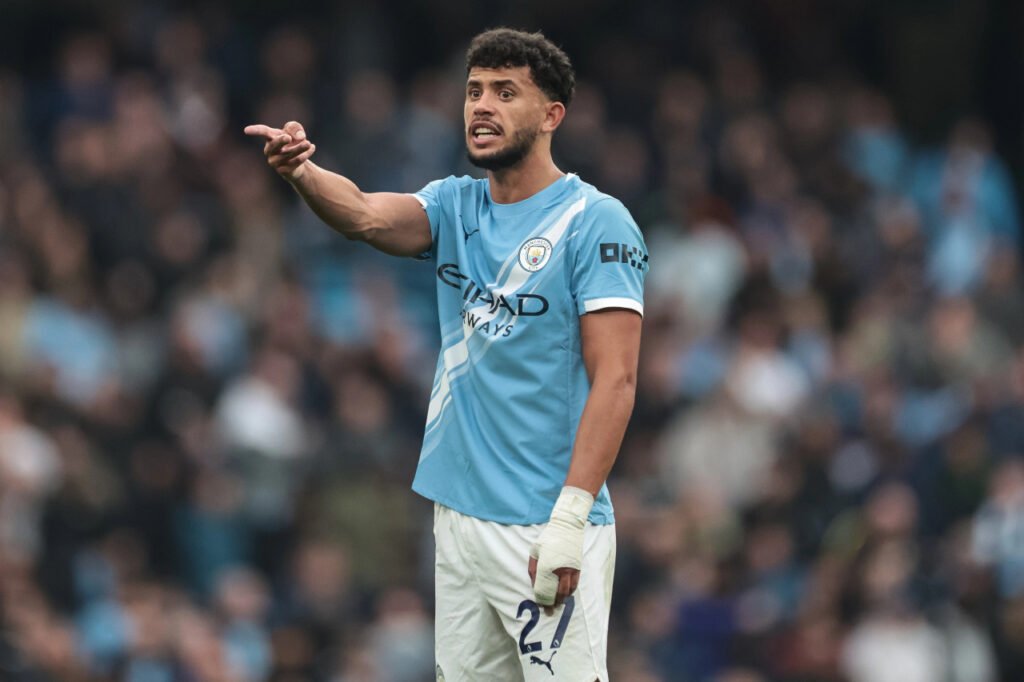 Matheus Nunes latéral droit Manchester City