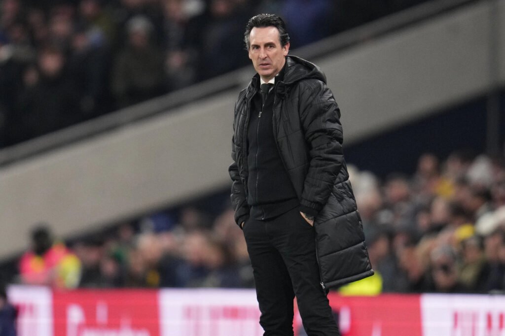 Unai Emery sur le banc d'Aston Villa