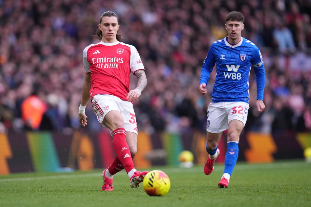 Riccardo Calafiori avec Arsenal en Premier League