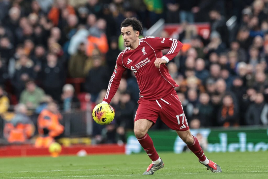 Curtis Jones avec Liverpool lors d'un match de Premier League