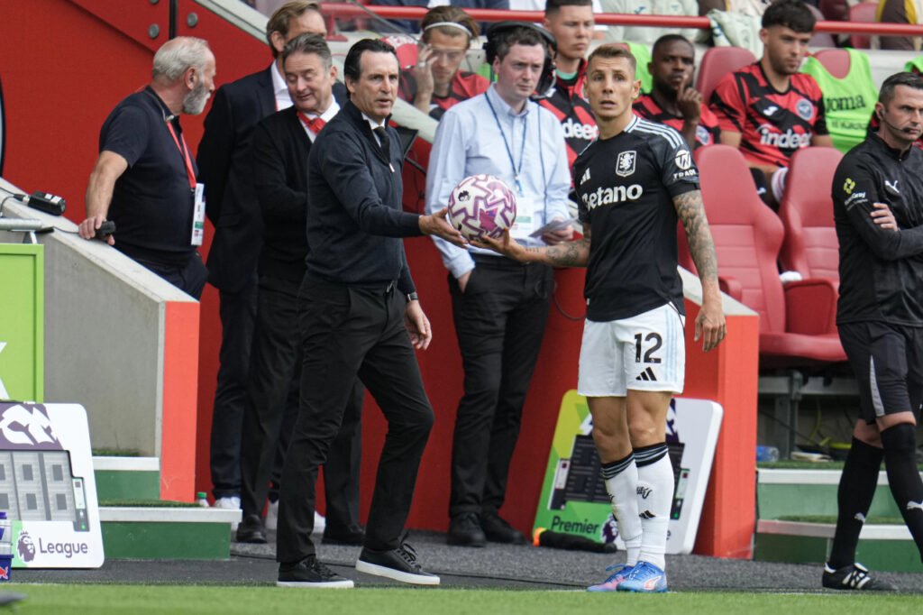 Lucas Digne et Unai Emery Aston Villa